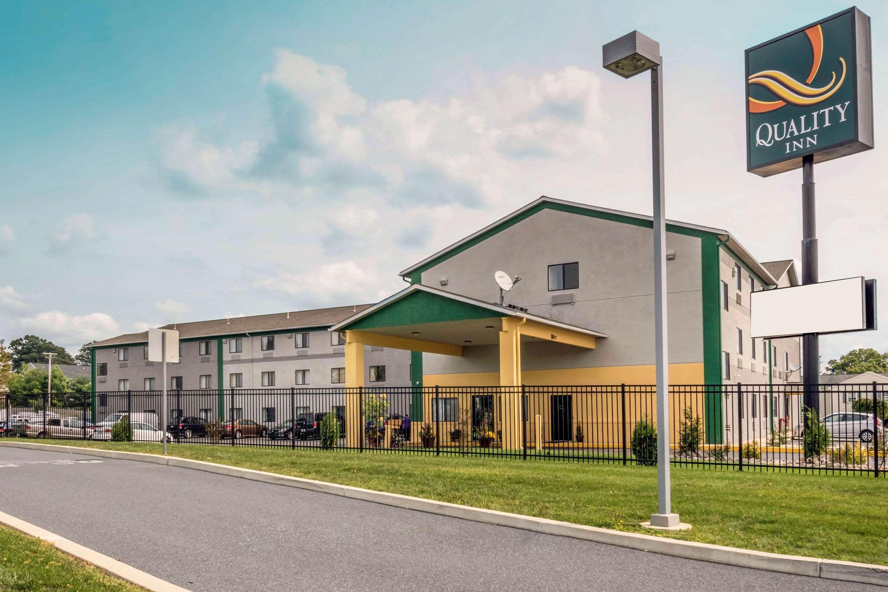 Motel 6 Lancaster Fertility Exteriér fotografie