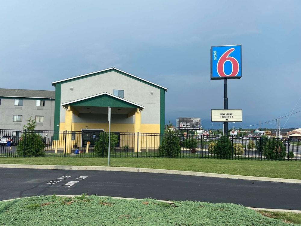 Motel 6 Lancaster Fertility Exteriér fotografie
